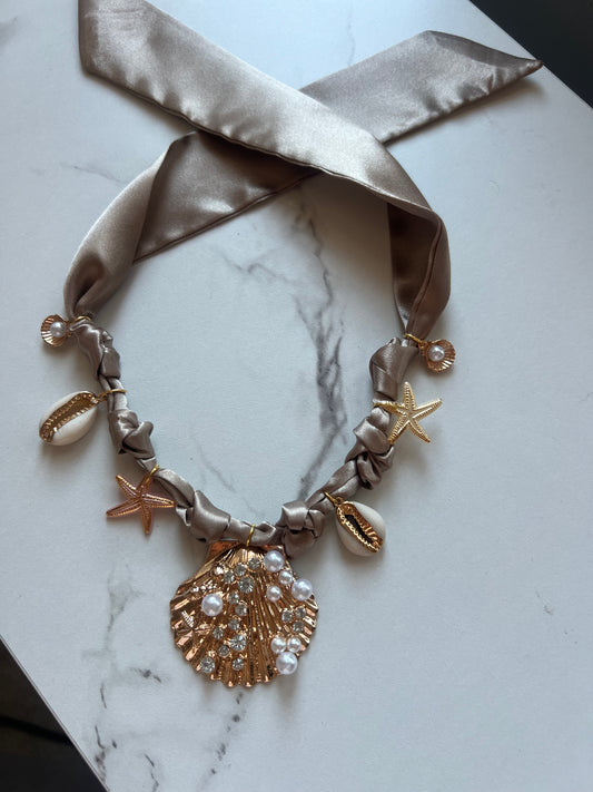 Champagne Shell Boho Necklace